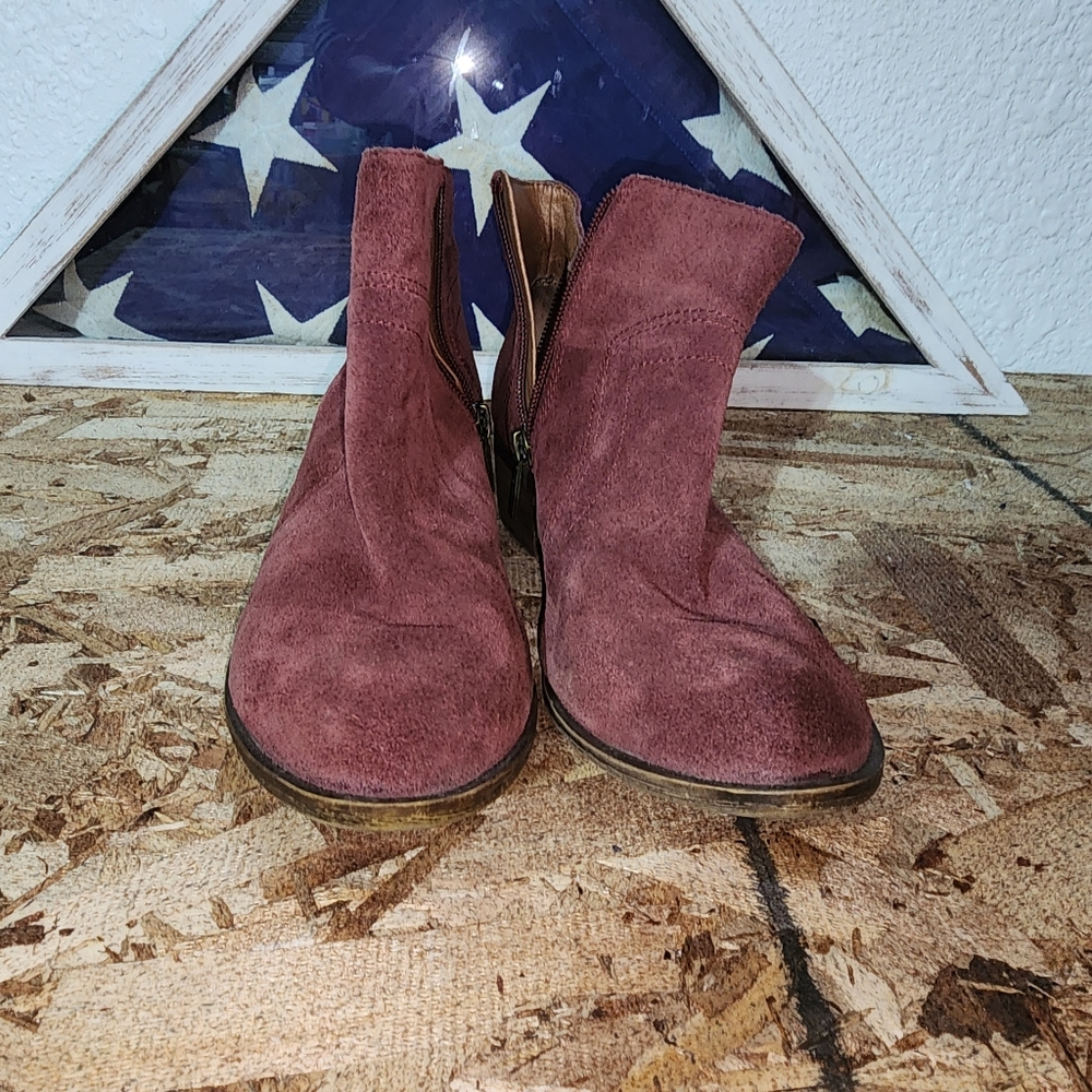 LUCKY BRAND (Brolley) Women's Ankle Boot (Maroon) - SIZE 8